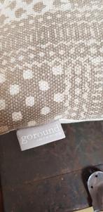Mooi, grijs,crème kussen van Goround, Huis en Inrichting, Woonaccessoires | Kussens, Ophalen of Verzenden, Zo goed als nieuw, Grijs