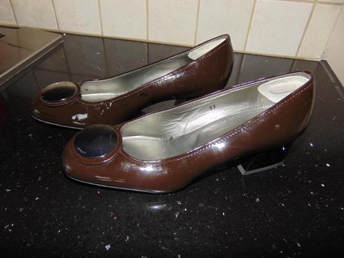 Hogan pumps in lakleder, Kleding | Dames, Schoenen, Gedragen, Schoenen met lage hakken, Bruin, Ophalen of Verzenden