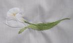 Brocant kleed met geborduurde  witte bloemen, Ophalen of Verzenden