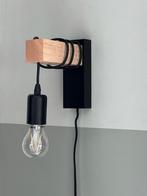Eglo wandlamp, Ophalen of Verzenden, Zo goed als nieuw, Hout
