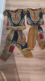 2 Afrikaanse Carnavalspakjes, Ophalen of Verzenden, Zo goed als nieuw, 104 of kleiner, Jongen of Meisje