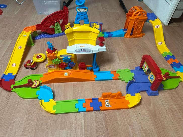 Vtech Zoef Zoef Dieren  toet toet auto Racebaan - ZGAN!, Kinderen en Baby's, Speelgoed | Racebanen, Zo goed als nieuw, Racebaan