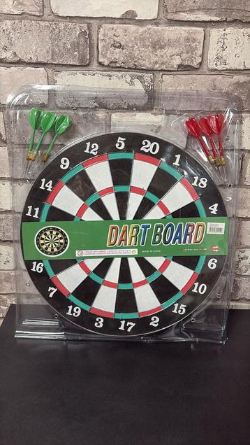Dartbord met pijlen - Nieuw in verpakking! beschikbaar voor biedingen