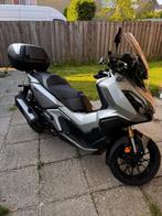 Honda ADV 350 Metallic/Grijs ALS NIEUW!!  BTW aftrekbaar, Motoren, Motoren | Honda, Particulier, 1 cilinder, 12 t/m 35 kW, Scooter