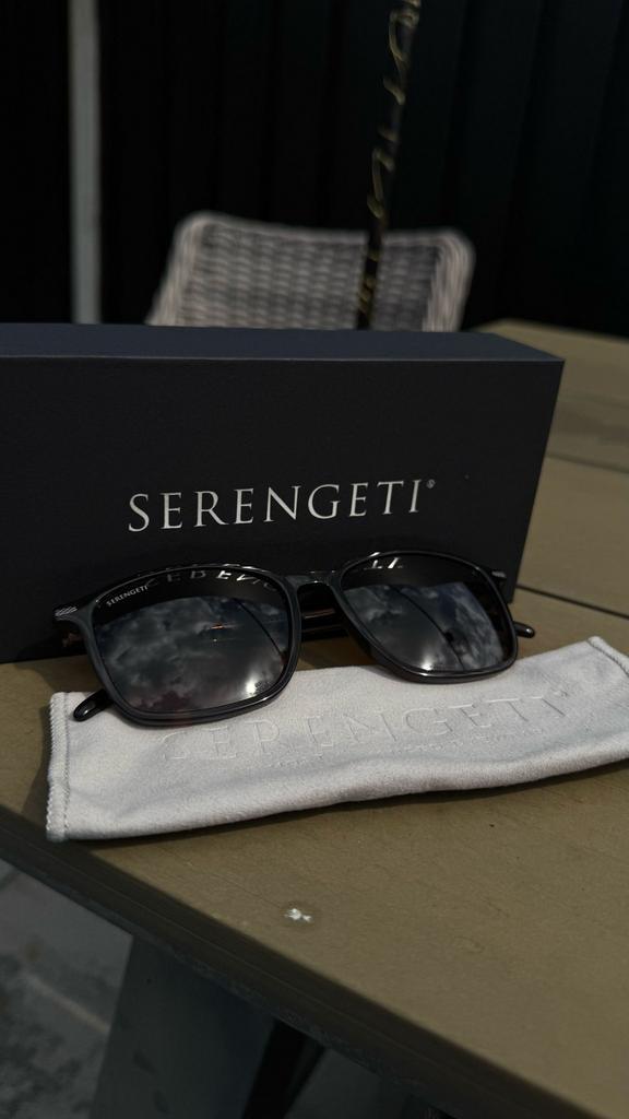 Serengeti zonnebril NIEUW, Sieraden, Tassen en Uiterlijk, Zonnebrillen en Brillen | Heren, Nieuw, Zonnebril, Overige merken, Bruin