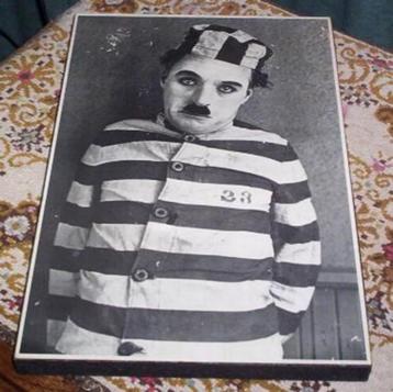 1 charlie chaplin ongeveer 28 / 17 cm beschikbaar voor biedingen