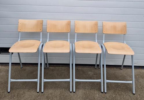 40 x Vintage schoolstoelen barkrukken werk krukken halfhoog, Huis en Inrichting, Barkrukken, Zo goed als nieuw, 5 krukken of meer