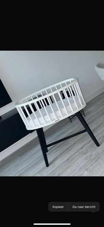 Kidsmill box met matras en hoes beschikbaar voor biedingen