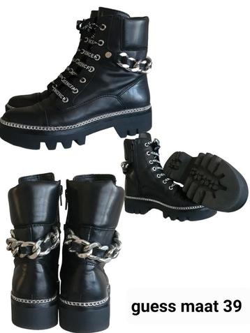 Guess biker boots zwart leder
Maat 39

Van 159,95€


Voor beschikbaar voor biedingen