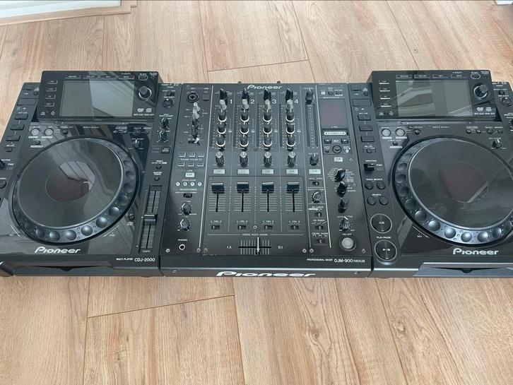 Pioneer DJ set: 2x CDJ2000 1xDJM900 nexus (Topstaat), Muziek en Instrumenten, Dj-sets en Draaitafels, Zo goed als nieuw, Pioneer