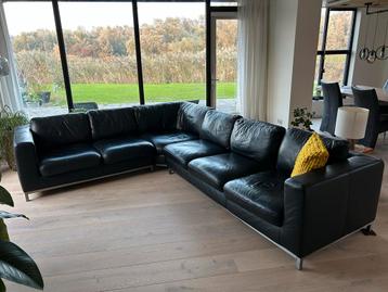 Grote Zwarte Leren Hoekbank - 2+3 Zits beschikbaar voor biedingen