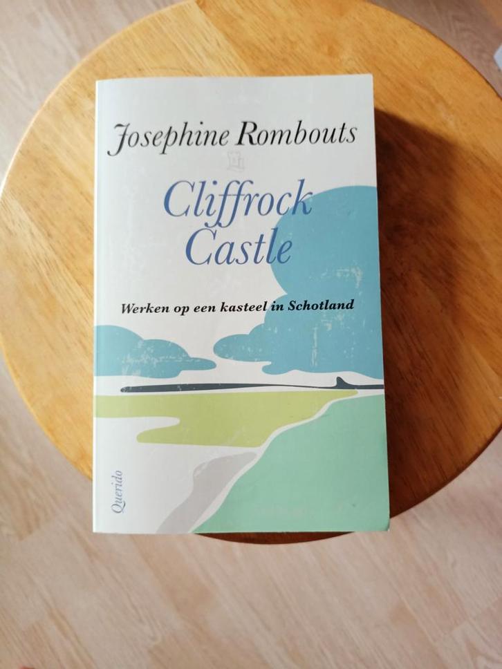 Josephine Rombouts - Cliffrock Castle, Boeken, Overige Boeken, Zo goed als nieuw, Ophalen of Verzenden