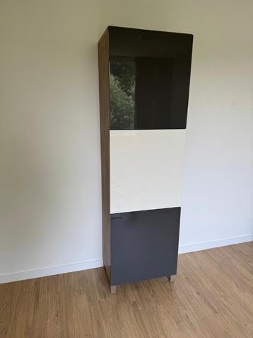 Besta Hoge Kast 202x60x41 met 3 deuren hoogglans