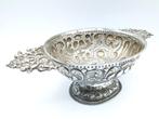 Zilveren brandewijnkom, Obbe Ydema, Sneek, 1766, Antiek en Kunst, Antiek | Goud en Zilver, Verzenden, Zilver