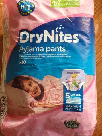 Drynites pyjama pants 7stuks gratis beschikbaar voor biedingen