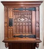 Tresor, de stijl is neo-gotisch, leeftijd rond 1860., Ophalen of Verzenden