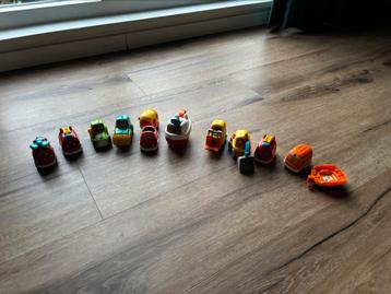Toet toet auto’s beschikbaar voor biedingen