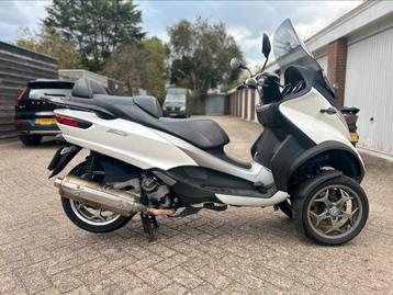 Piaggio MP3| Autorijbewijs| nieuwstaat| Garantie|AFGEPRIJSD beschikbaar voor biedingen