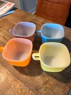 4 Franse opaal glazen soepkommen, Huis en Inrichting, Keuken | Servies, Ophalen of Verzenden, Kom(men), Overige stijlen, Glas