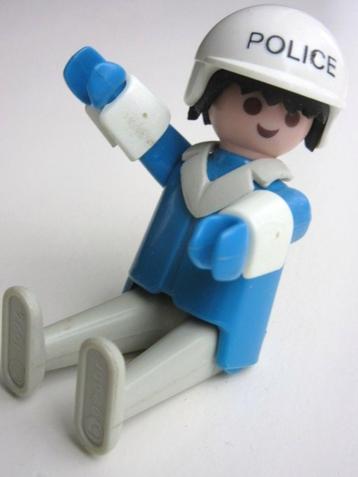 1 Playmobil politieagent poppetje Police politie motoragent beschikbaar voor biedingen