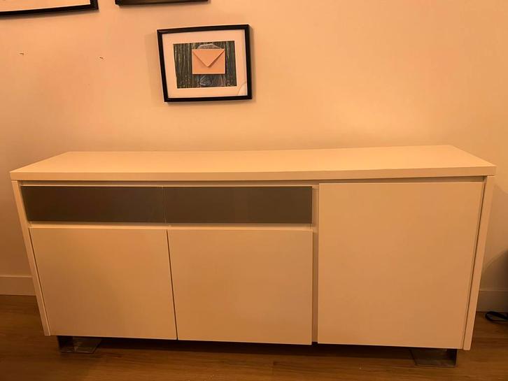 Stijlvolle Xooon Design dressoir (gratis), Huis en Inrichting, Kasten | Dressoirs, Gebruikt, 150 tot 200 cm, 25 tot 50 cm, Met lade(s)