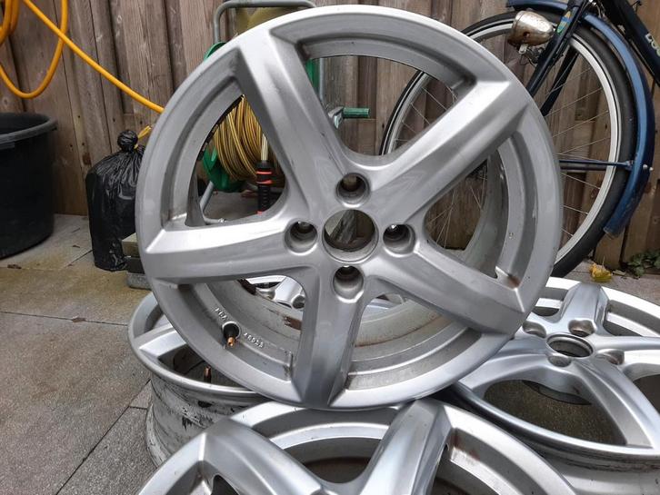 Te koop Toyota Yaris velgen 16 inch., Auto-onderdelen, Banden en Velgen, Velg(en), Winterbanden, 16 inch, Overige, Overige, Ophalen of Verzenden