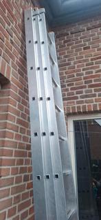 Uitschuifbare ladder - Zo goed als nieuw!, Doe-het-zelf en Verbouw, Ophalen, Zo goed als nieuw, Ladder, Opvouwbaar of Inschuifbaar