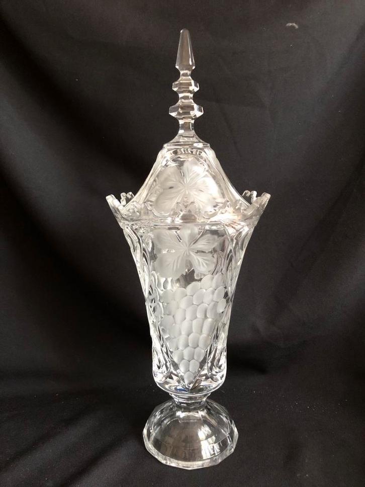 Oude  Kristallen Pot met Deksel Druiven & Bloemen, Antiek en Kunst, Antiek | Glas en Kristal, Ophalen of Verzenden
