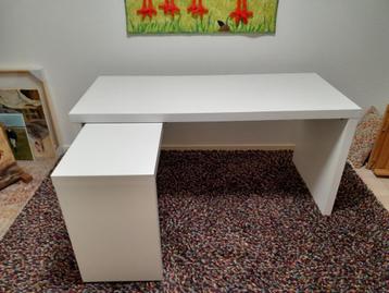 Ikea Malm bureau met uitschuifblad - afbeelding 3