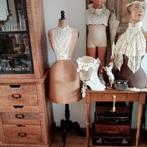 Antieke wespentaille lange rok paspop, Ophalen of Verzenden