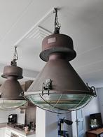 Industriële eettafel lampen/orginele fabriekslampen grijs, Huis en Inrichting, Lampen | Hanglampen, Ophalen, Zo goed als nieuw