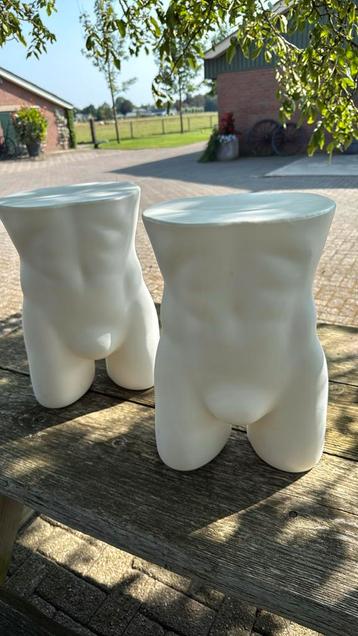 2 stuks - Paspop, paskontje of tafeltje beschikbaar voor biedingen