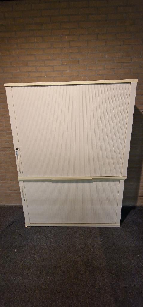 2 stuks Gispen roldeurkasten, Huis en Inrichting, Kasten | Roldeurkasten en Archiefkasten, Gebruikt, 150 tot 200 cm, 100 tot 150 cm