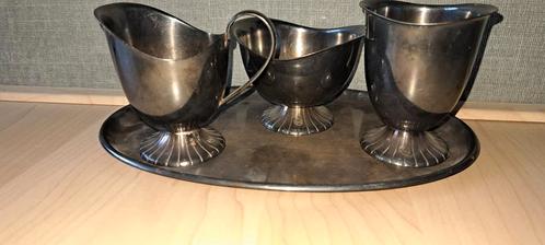 Douwe Egberts Vintage verzilverd roomstel op blad, Antiek en Kunst, Antiek | Goud en Zilver, Zilver, Ophalen of Verzenden