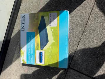 Intex zwembad hoes beschikbaar voor biedingen