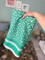 Stof groen wit met bloemenpatroon retro vintage trevira, Hobby en Vrije tijd, Stoffen en Lappen, Overige materialen, 120 cm of meer