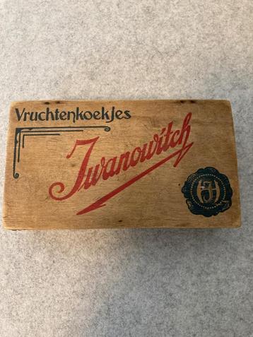 houten doosje voor vruchtenkoekjes Iwanowitch beschikbaar voor biedingen