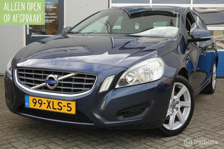 Volvo V60 1.6 T3 Kinetic LEDER/ECC/NAVIGATIE/TREKHAAK/NAP, Auto's, Volvo, Bedrijf, Te koop, V60, ABS, Airbags, Airconditioning