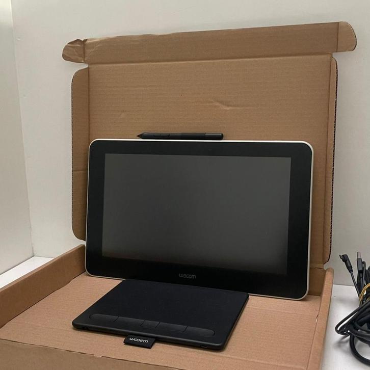 Wacom 1 12 Inch + Wacom Intuos | Nette Staat, Computers en Software, Tekentablets, Gebruikt