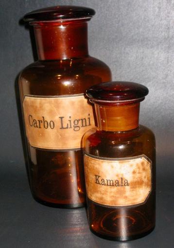 Apothekers Potten Amber / Carbo Ligni + Kamala beschikbaar voor biedingen