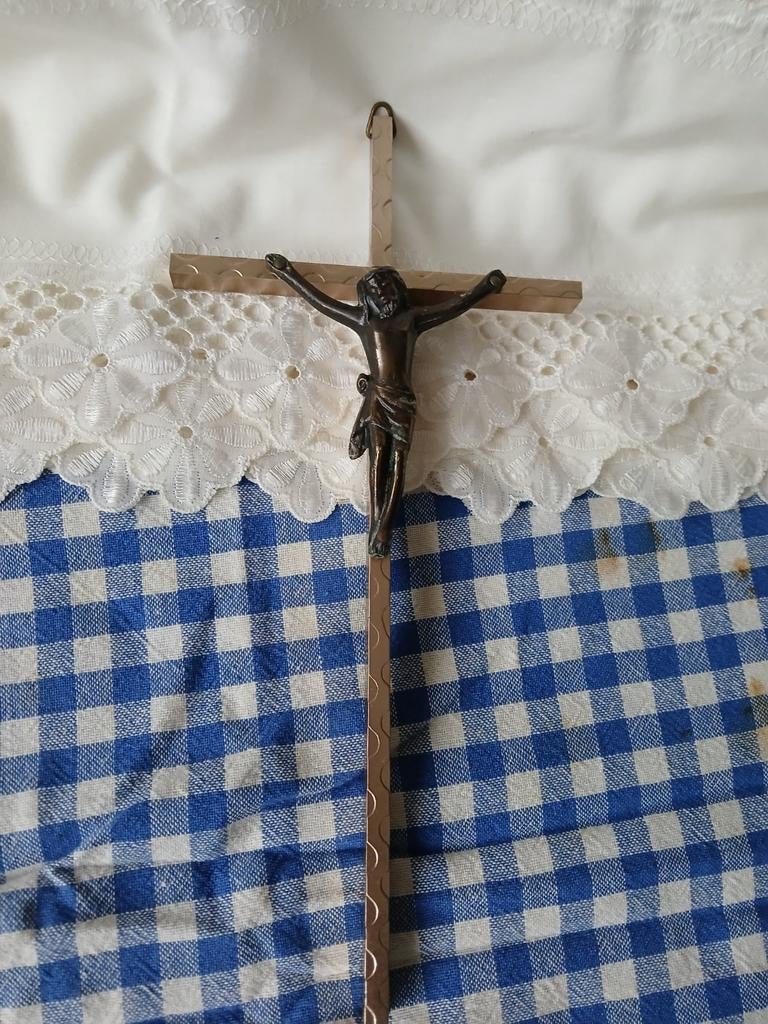 Koper of brons kruisje  erg mooi., Ophalen of Verzenden