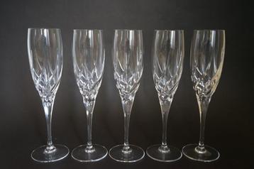 Wedgwood ‘Toscane’ kristal 5x flute 2x rode wijnglas AH EEC beschikbaar voor biedingen