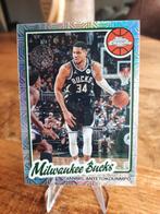 Trading card Giannis Antetokounmpo, Ophalen of Verzenden, Zo goed als nieuw, Buitenlandse clubs, Poster, Plaatje of Sticker