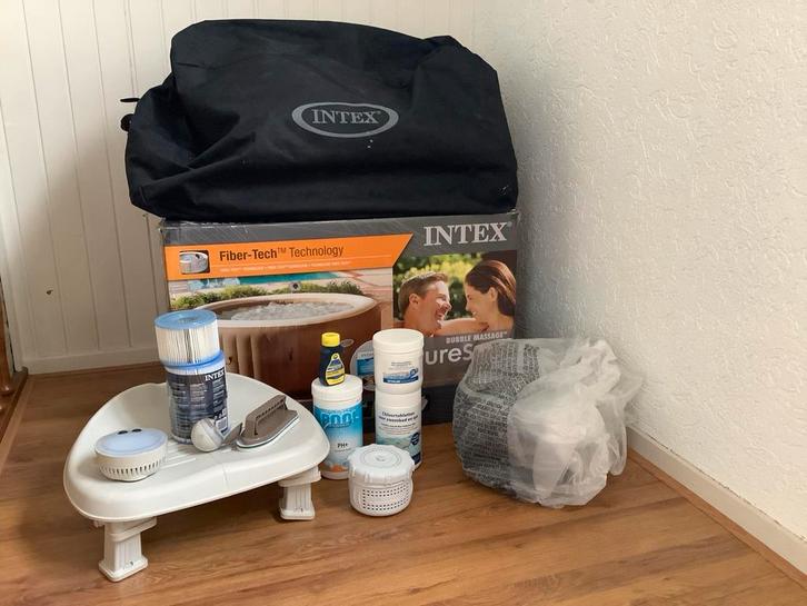 Intex Pure Spa - jacuzzi - bubble massage + Accessoires, Tuin en Terras, Bubbelbaden en Hottubs, Gebruikt, Pomp, Ophalen