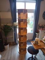 Houten Boekentoren, Ophalen, Met plank(en), Minder dan 50 cm, Zo goed als nieuw