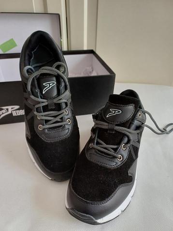Piedro Sport 1517010010 sneakers zwart maat 40 (39) – nieuw beschikbaar voor biedingen