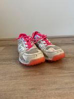 Brabo Hockeyschoenen Maat 35, Kinderen en Baby's, Kinderkleding | Schoenen en Sokken, Ophalen, Sportschoenen