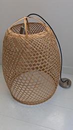 Bamboe rotan rieten hanglamp, Huis en Inrichting, Lampen | Hanglampen, Ophalen, Zo goed als nieuw, Overige materialen, 50 tot 75 cm