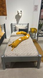 Ledikant Mia 90x200 bed incl. nachtkastje grijs, Ophalen, 85 tot 100 cm, Zo goed als nieuw, Lattenbodem