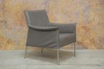 ZGANieuw! grijze leren Design on Stock Limec design fauteuil, Design, Leer, 75 tot 100 cm, Zo goed als nieuw